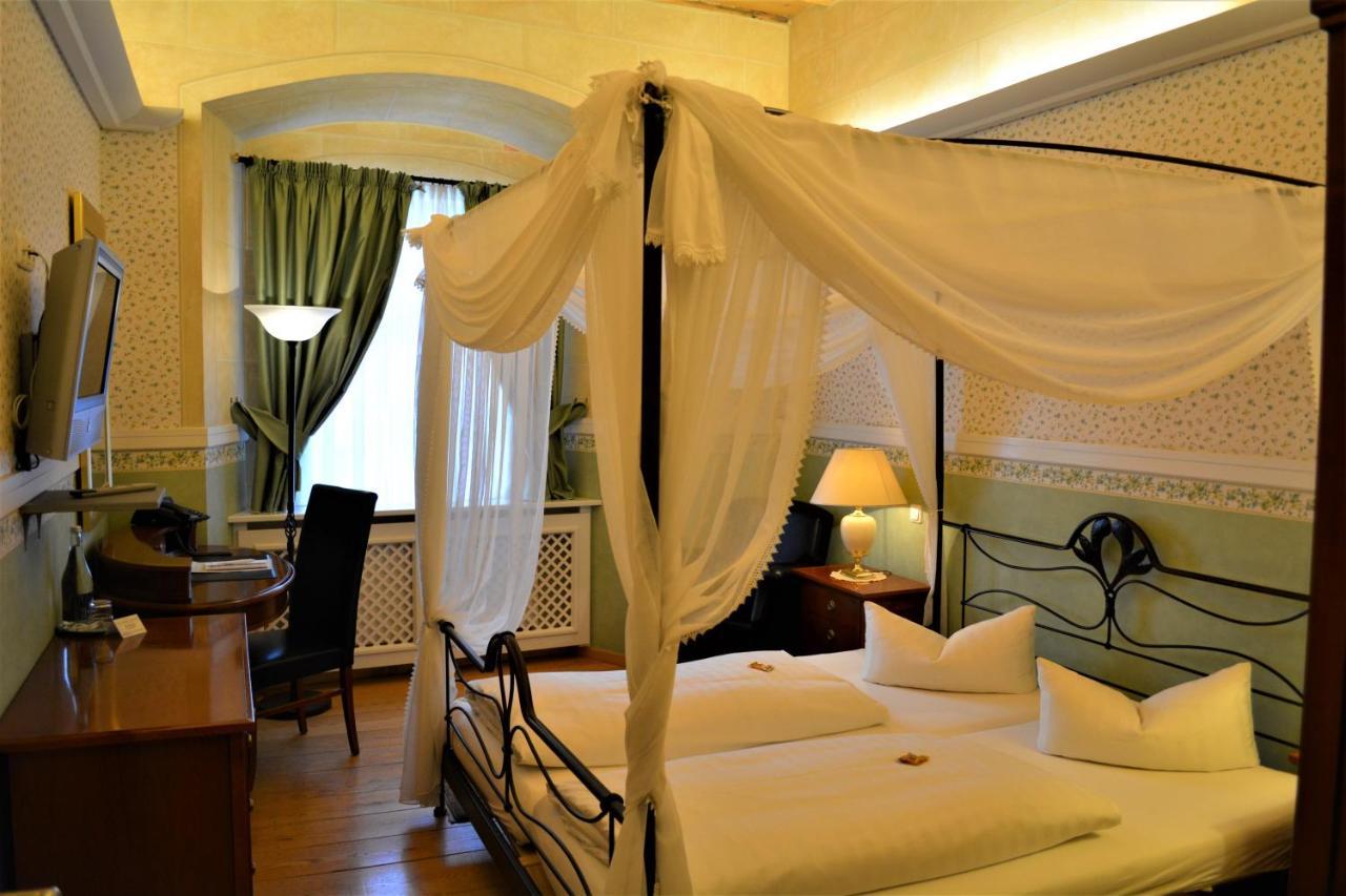 Die Kronacher Stadthotels Отель 4*